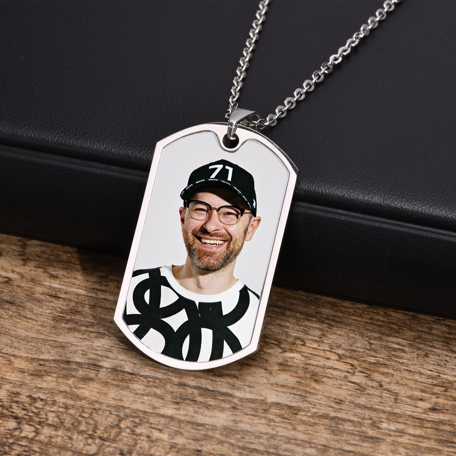 Vnox 無料カスタム写真言葉ドッグタグネックレス男性女性用 - Mens Dog Tag Necklace のレビューと価格