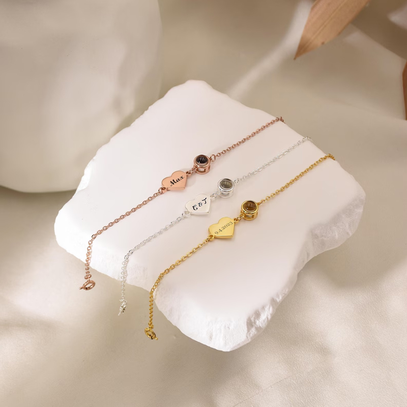 カスタムネームブレスレット 写真投影ブレスレット 女性用 刻 - Rose Gold Bracelet のレビューと価格