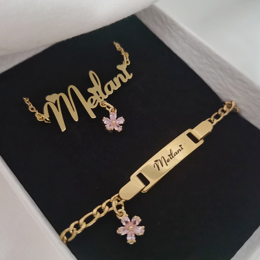 Leechee-子供のための小さなペンダントネックレス,カス - Engraved Name Necklace のレビューと価格