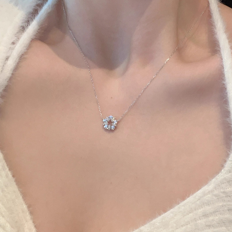 925 スターリングシルバー絶妙なクリスタルラッキーガーラン - Crystal Choker Necklace のレビューと価格
