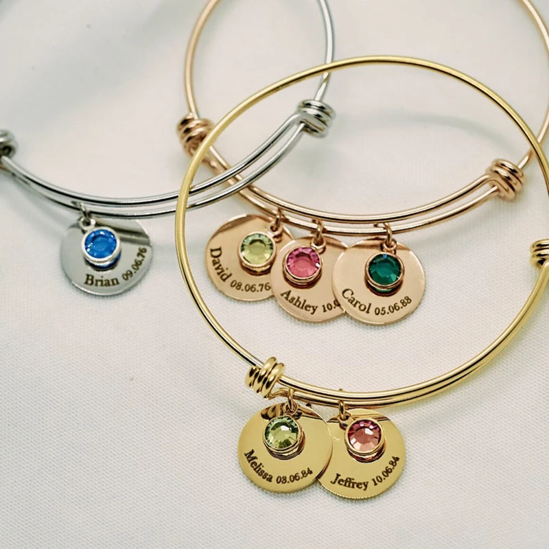 カスタム彫刻名バングルステンレス鋼ラウンドチャームブレスレッ - Rose Gold Bracelet のレビューと価格