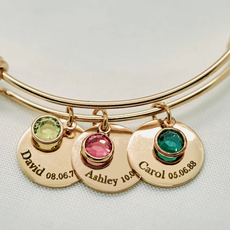 カスタム彫刻名バングルステンレス鋼ラウンドチャームブレスレッ - Rose Gold Bracelet のレビューと価格