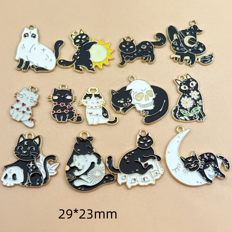 10 個オリジナル合金エナメル黒猫チャームかわいい子猫ペンダ - Charm Bracelet Beads のレビューと価格