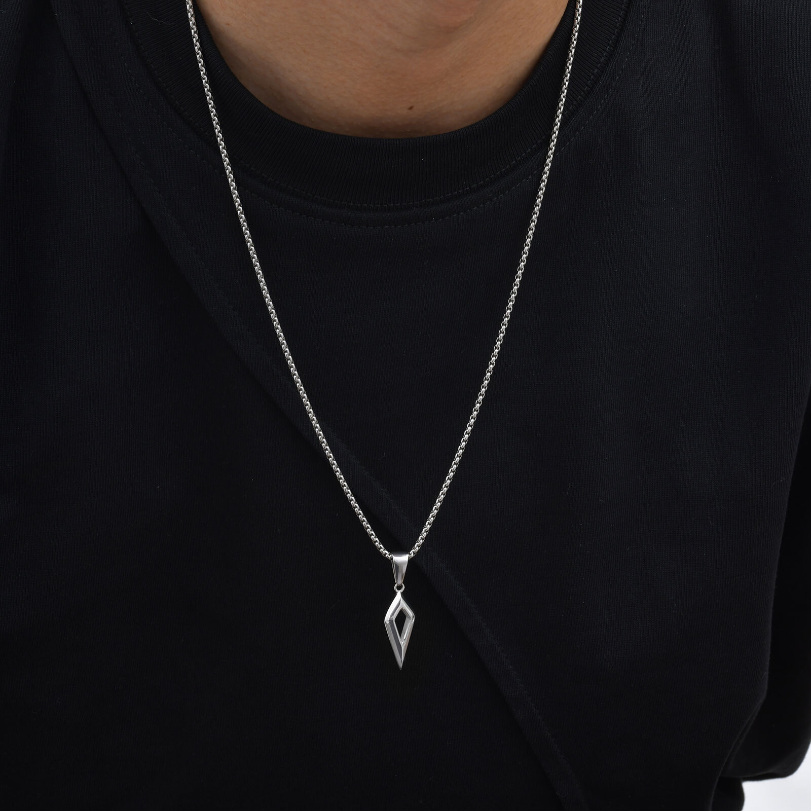 Vnox-男性用ステンレススチールバーペンダントネックレス, - Mens Dog Tag Necklace のレビューと価格